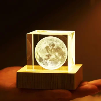 3D-Crystal-Moon-for-anniversary-gift